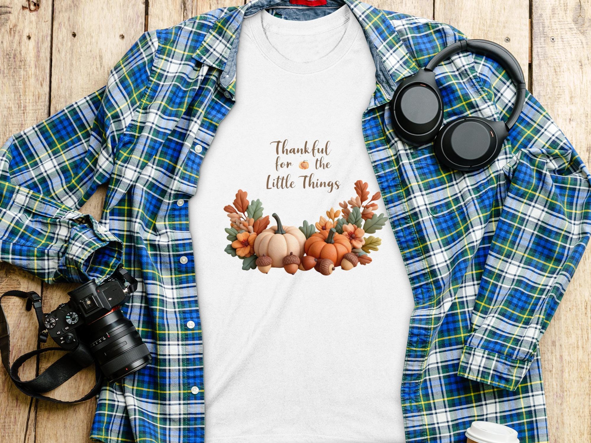 Thankful For The Little Things T-shirt, Autumn Pumpkin Graphic Tee, Fall Season Shirt, Thanksgiving Outfit, Harvest Festival Apparel