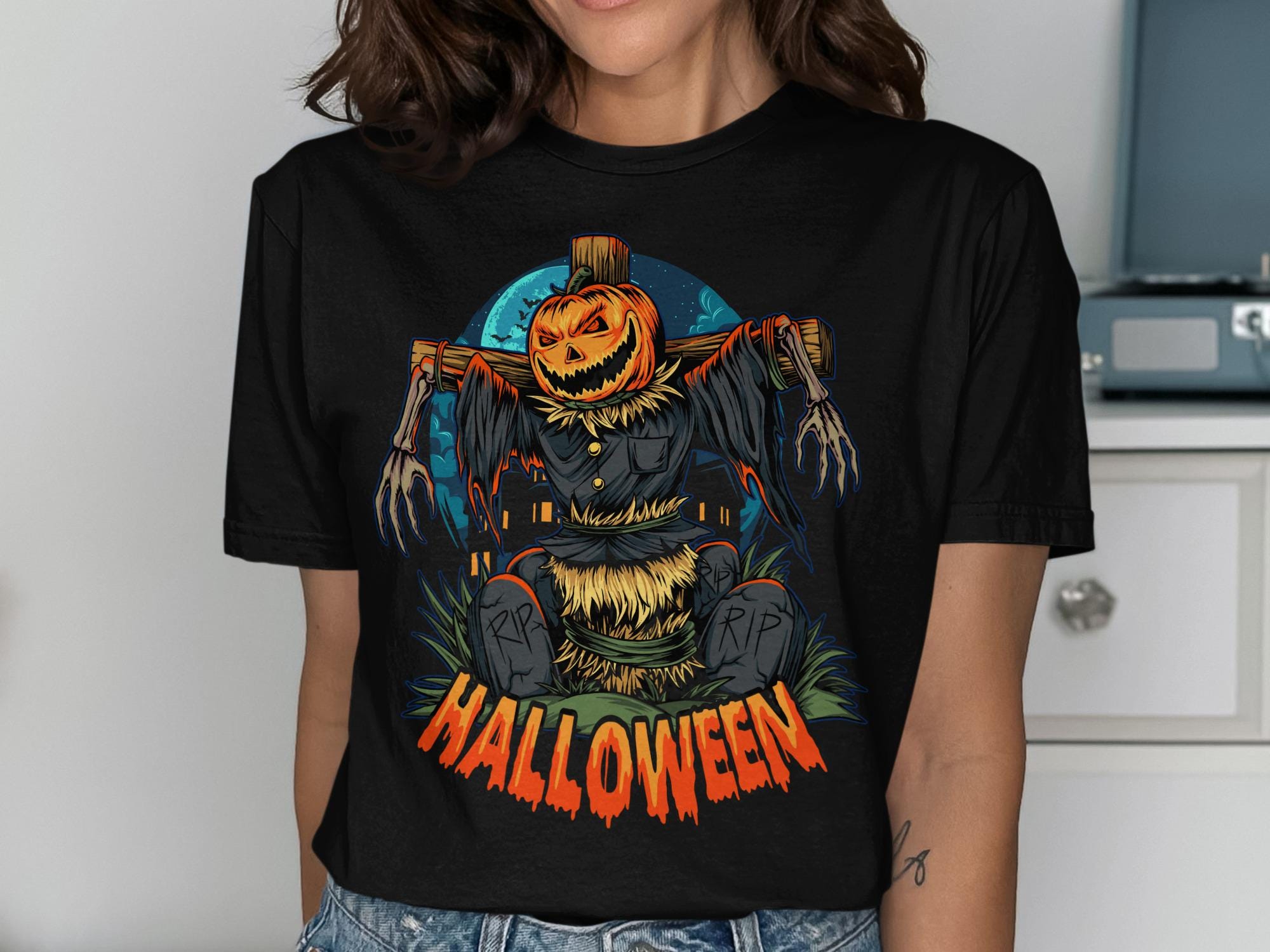Halloween Pumpkin Scarecrow Shirt, Creepy Halloween Graphic Tee, Halloween Party Shirt, Spooky Halloween T-Shirt