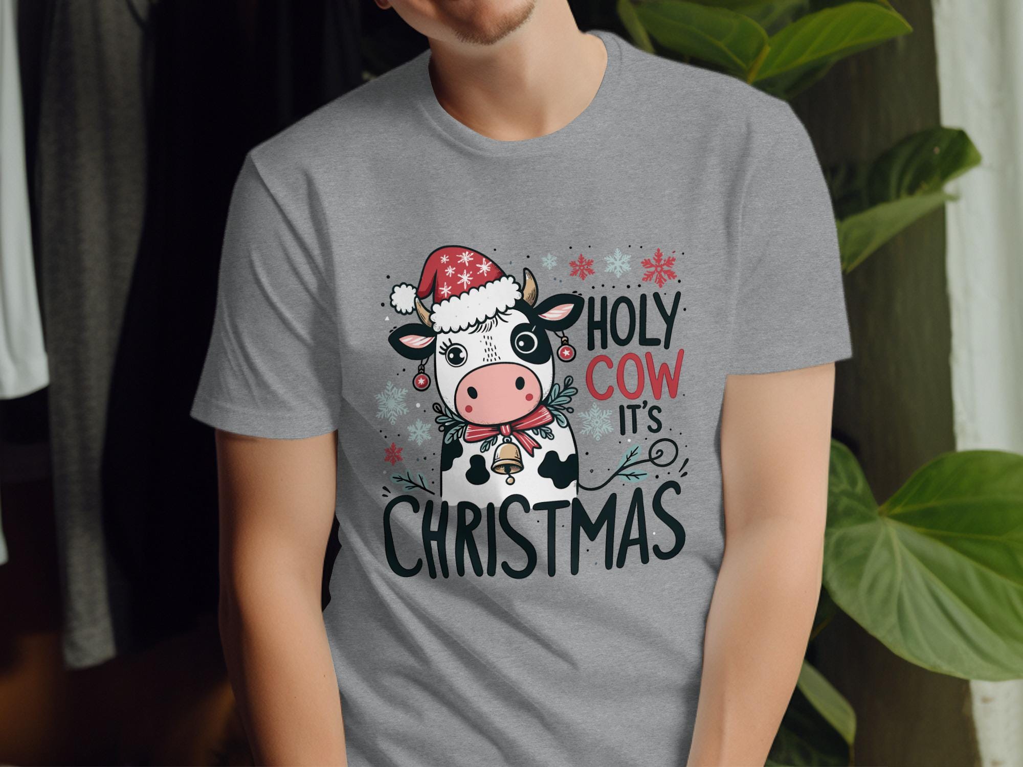 Holy Cow Its Christmas Shirt, Funny Christmas T-Shirt, Cute Christmas Gift, Farm Animal Christmas Tee, Holiday Cow Graphic Shirt