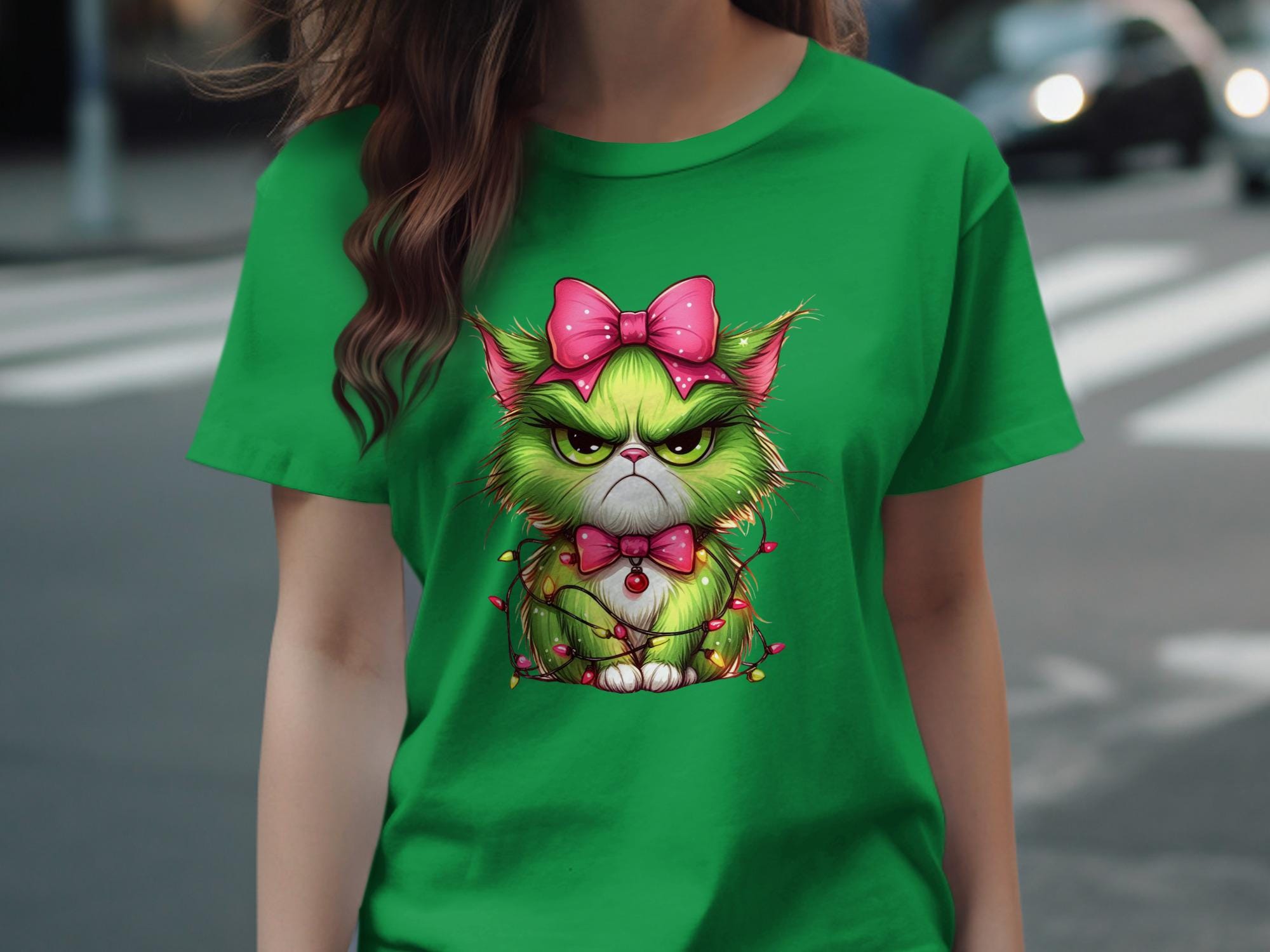 Grumpy Grinch Cat Shirt, Christmas Cat Tee, Funny Holiday Shirt, Cute Grinch Cat Gift, Festive Cat Lover T-Shirt